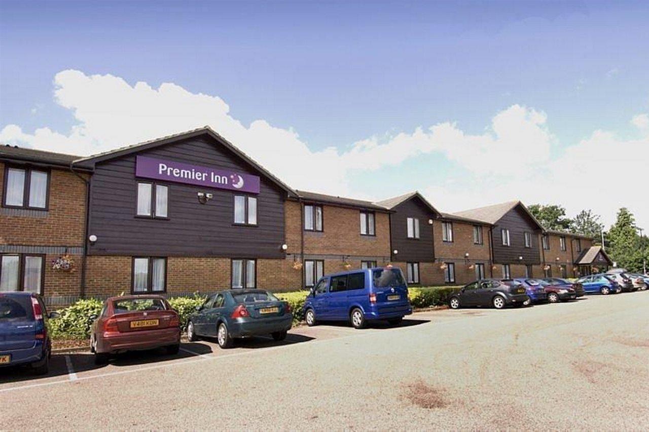 Premier Inn Sittingbourne Kent エクステリア 写真